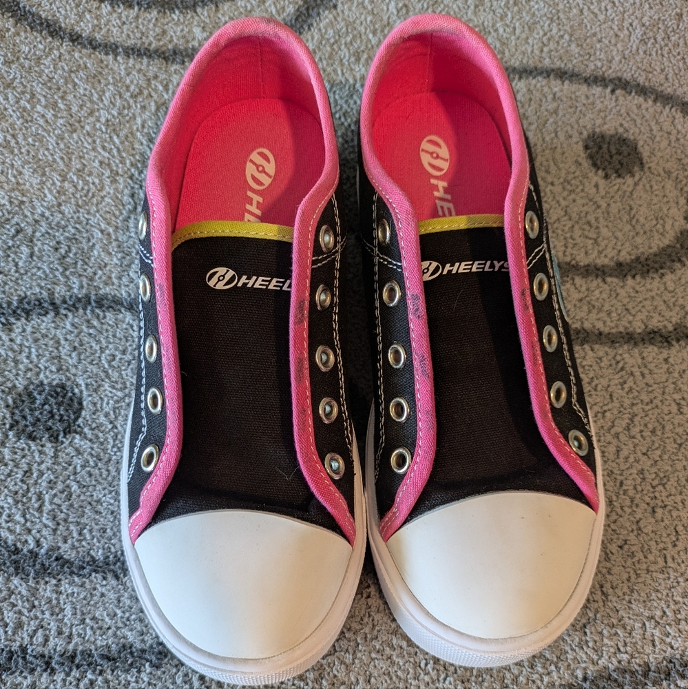 Heelys Roller Shoes